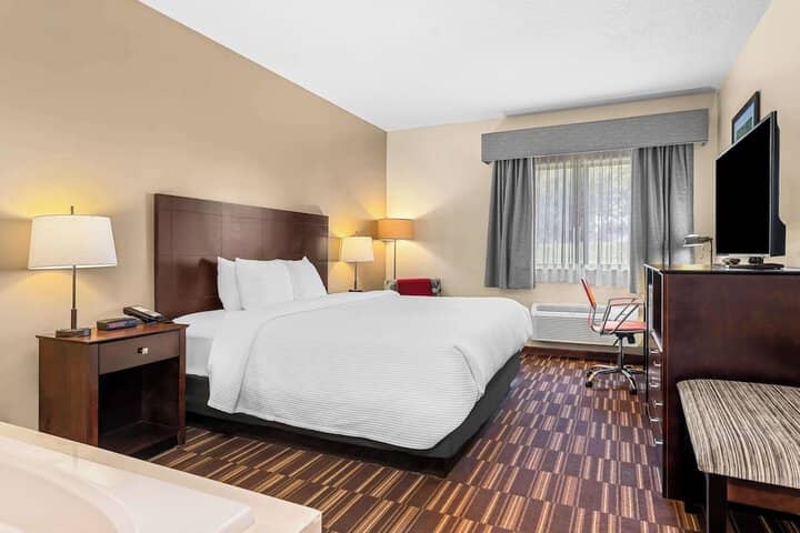 Room 15 of 28